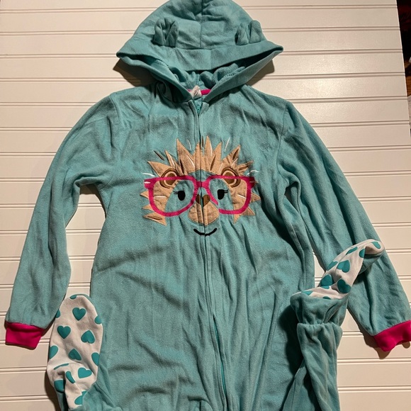 Circo 1pc footed PJs with hood - Picture 1 of 3